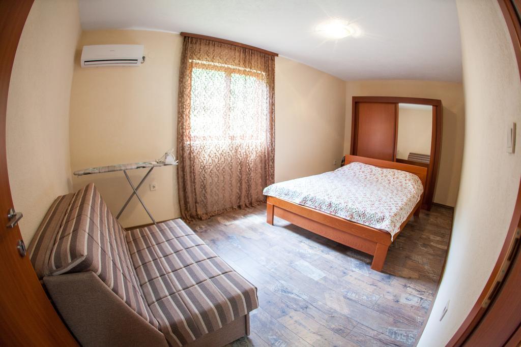 Apartment Bambo Tre Sorrele Котор Екстериор снимка