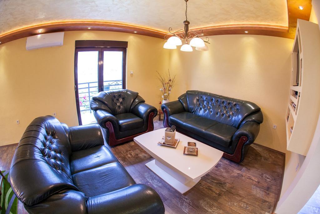Apartment Bambo Tre Sorrele Котор Екстериор снимка