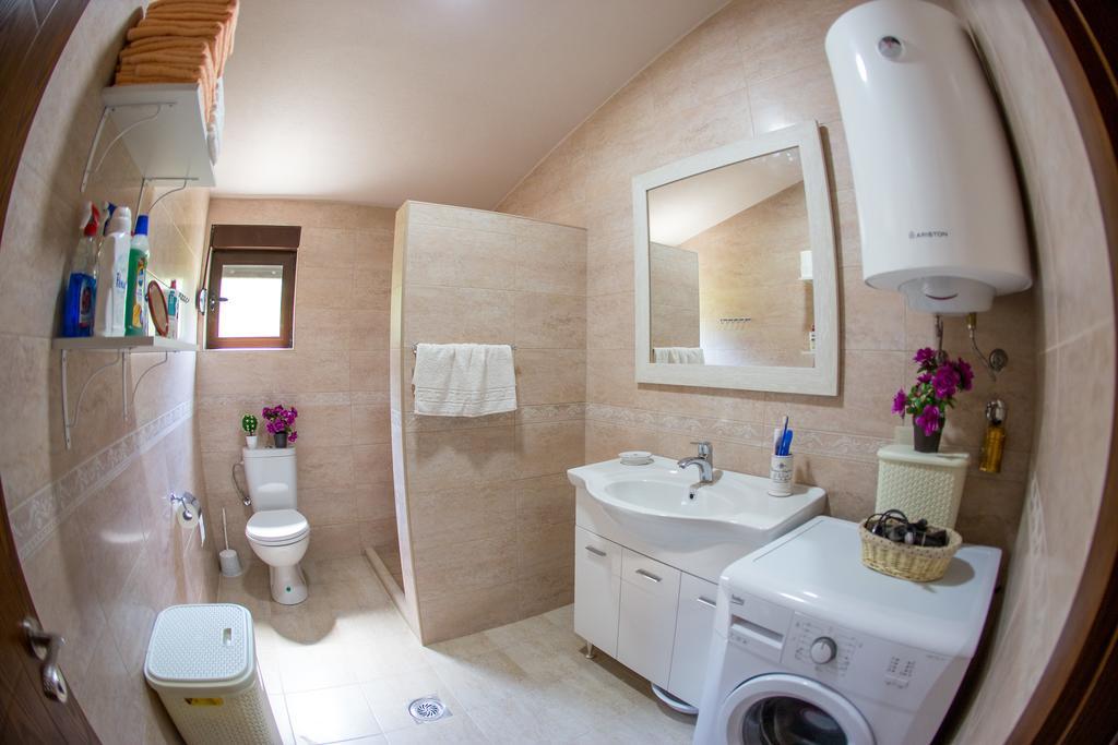 Apartment Bambo Tre Sorrele Котор Екстериор снимка