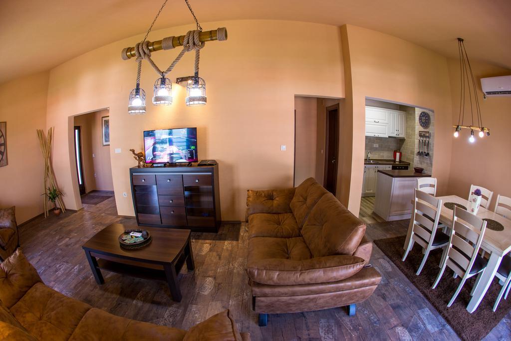 Apartment Bambo Tre Sorrele Котор Екстериор снимка