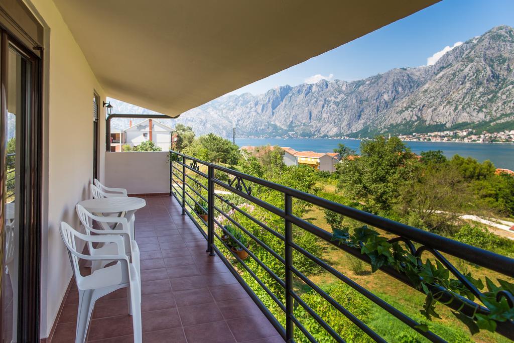 Apartment Bambo Tre Sorrele Котор Екстериор снимка